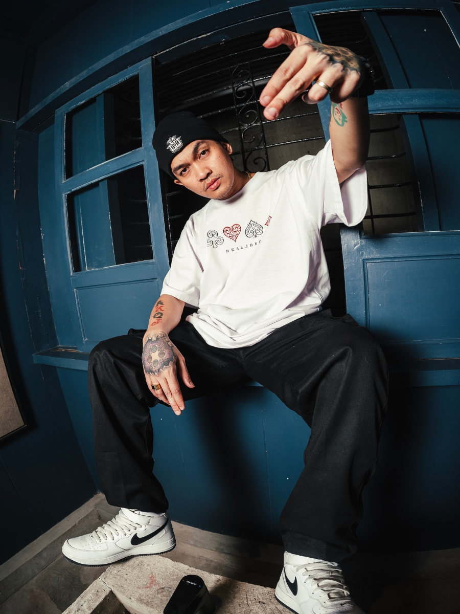 GOTH ELEMENT SHIRT - WHITE