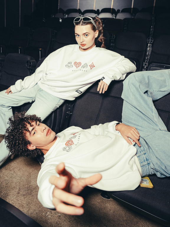 GOTH ELEMENT SWEATSHIRT - WHITE