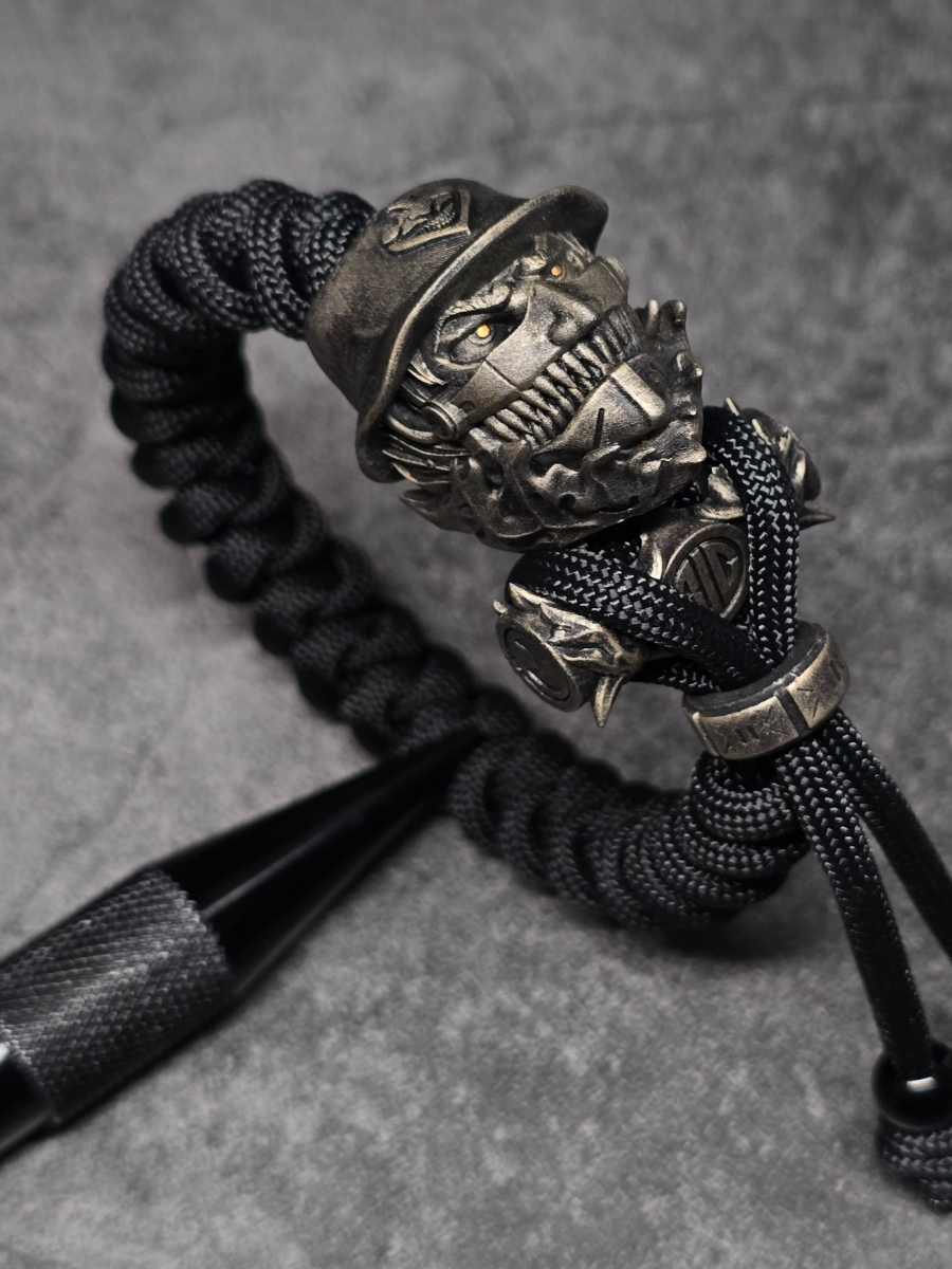 SNO PALE GOLD ARM AMULET