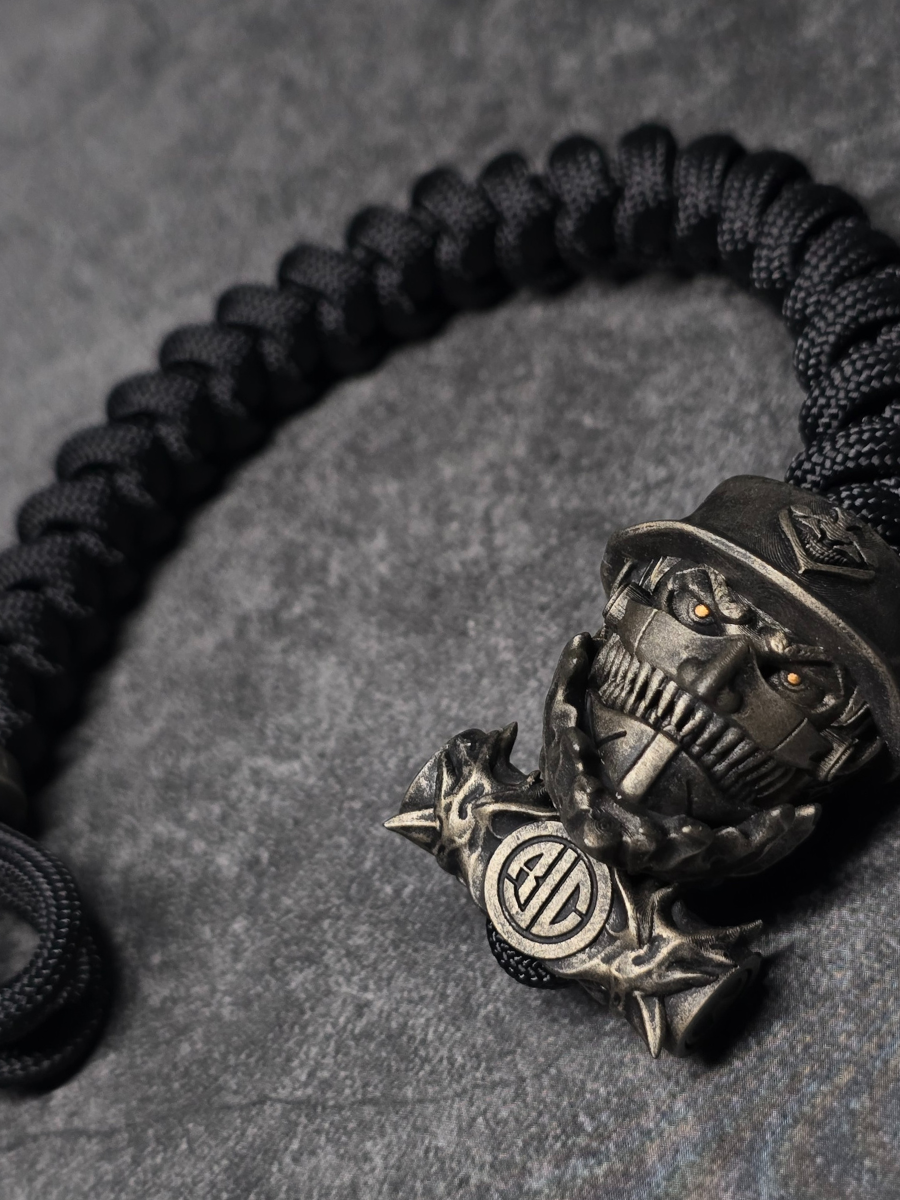 SNO PALE GOLD ARM AMULET