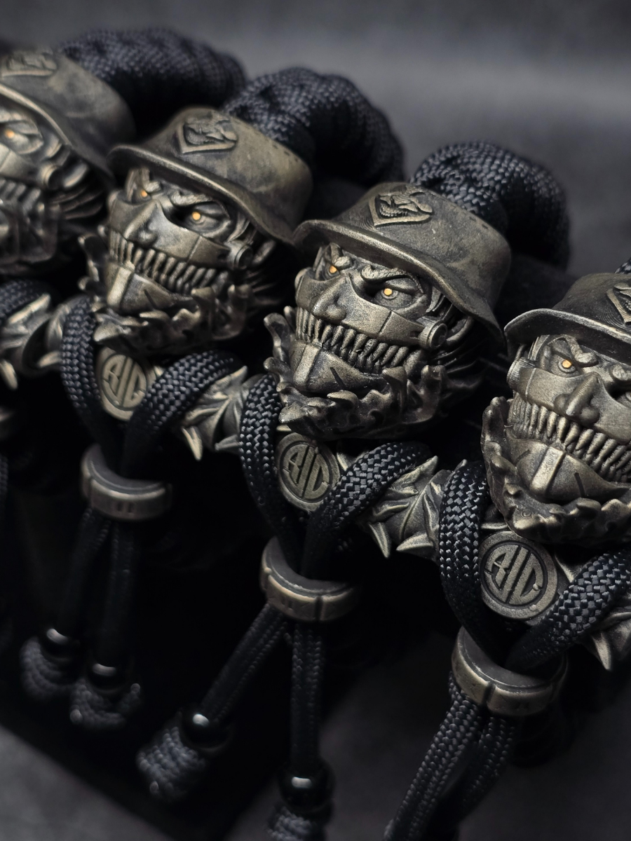 SNO PALE GOLD ARM AMULET